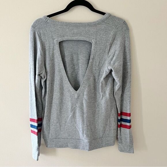 Chaser LOVE Gray Longsleeve sweater - Picture 3 of 4